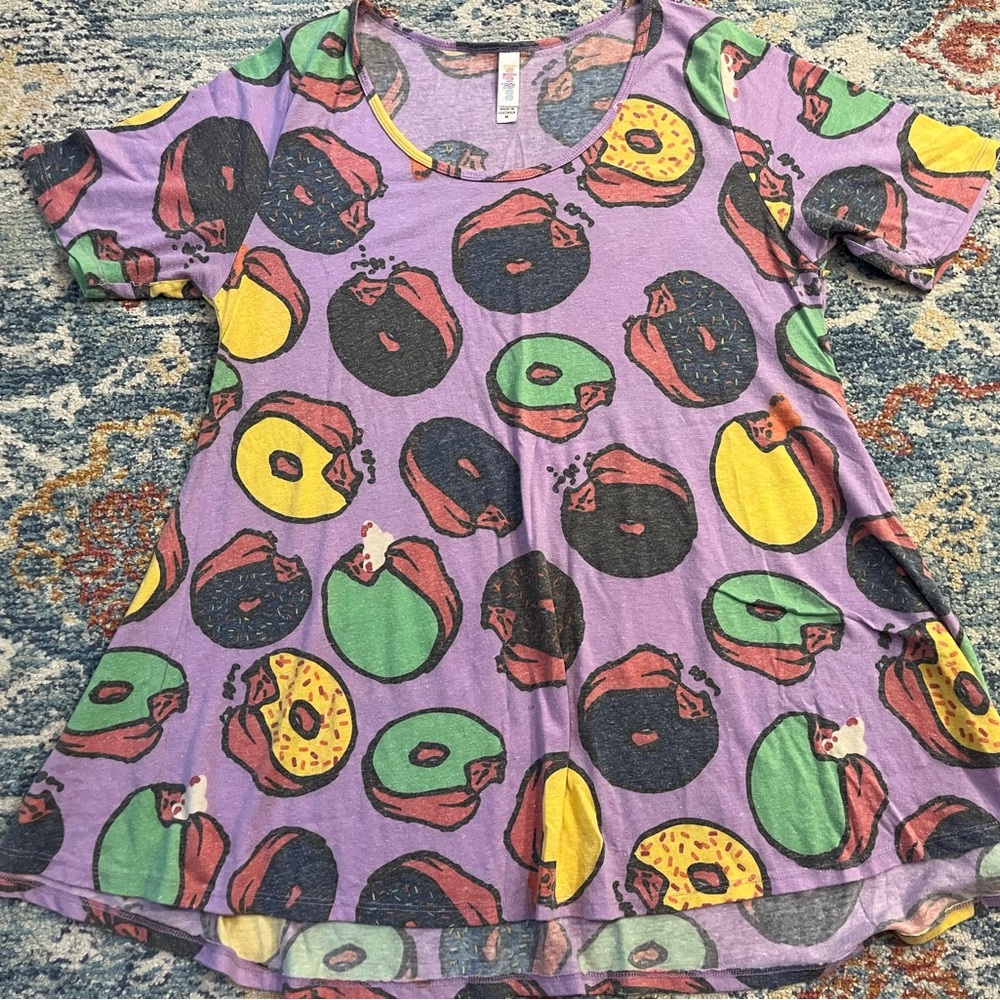 Swing tee shirt with 🍩 print- perfect for a baker!